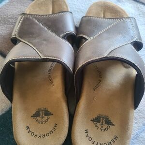 Dockers Leather Slide Sandals in Brown